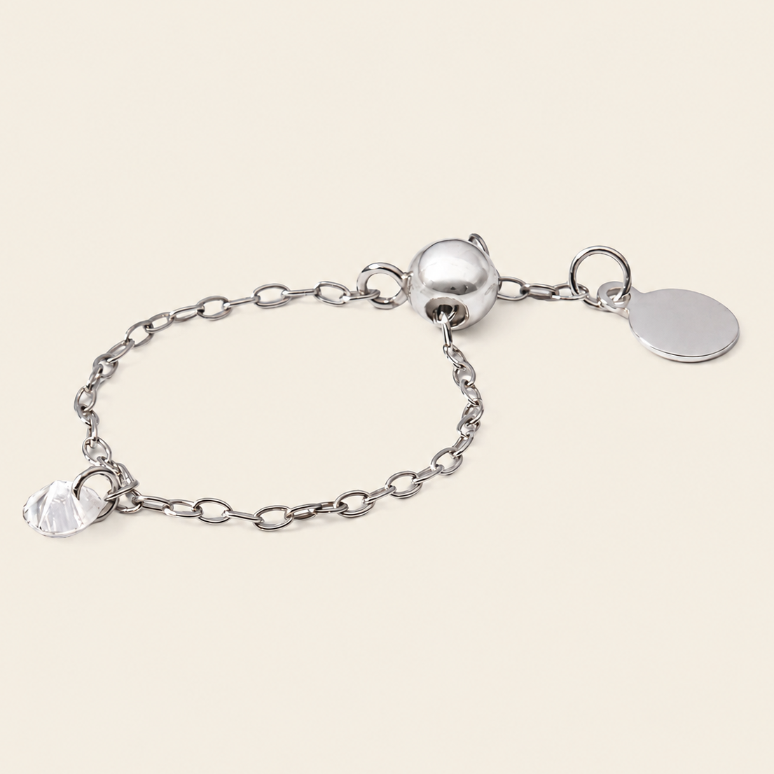 Dewdrop Chain Ring with an adjustable fine chain band in silver finish
