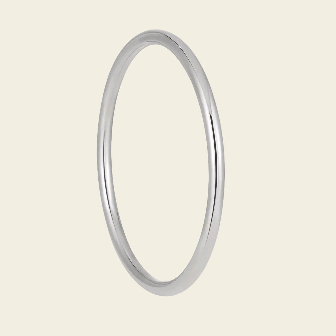 Fine Curve Cuff with a fine smooth oval band in silver finish