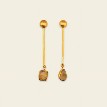 Golden Ease Earrings with slender gold-coloured stems with small amber-coloured drops
